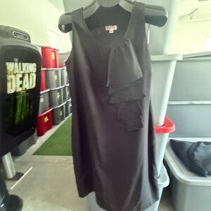 Elegant Black Sleeveless Dress p74